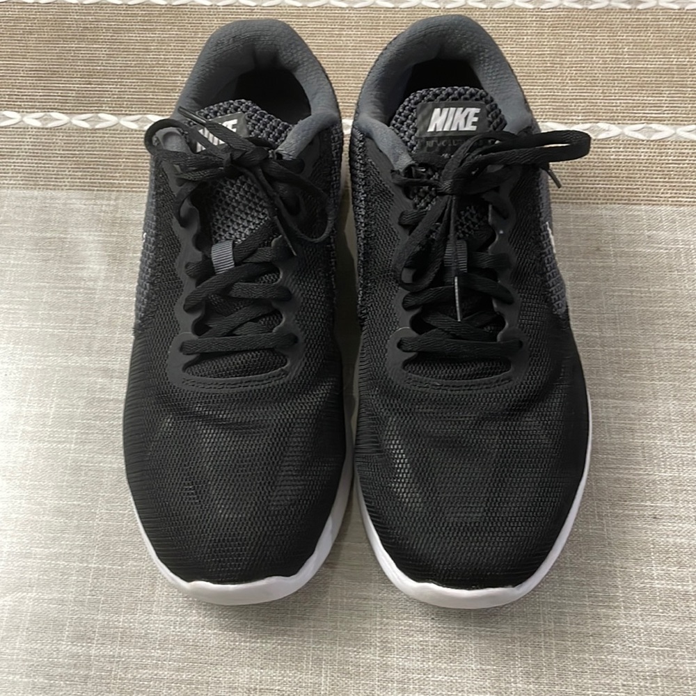 Nike Men Athletic Shoes